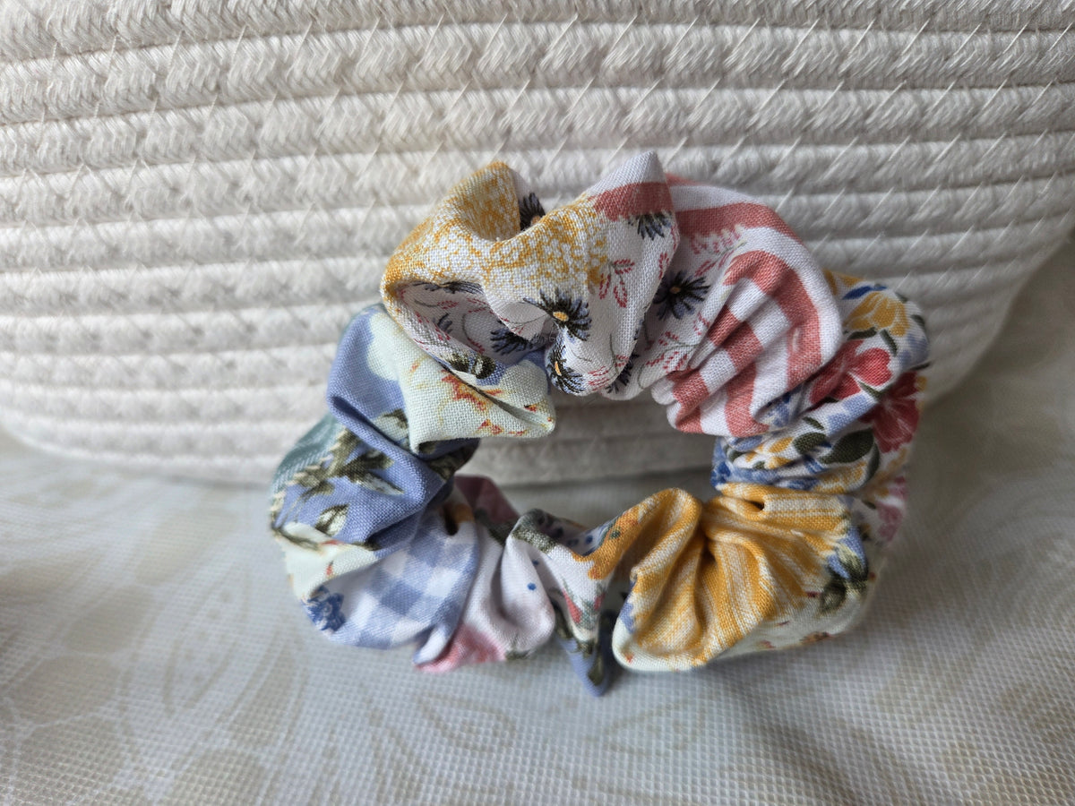Garden Picnic Scrunchie