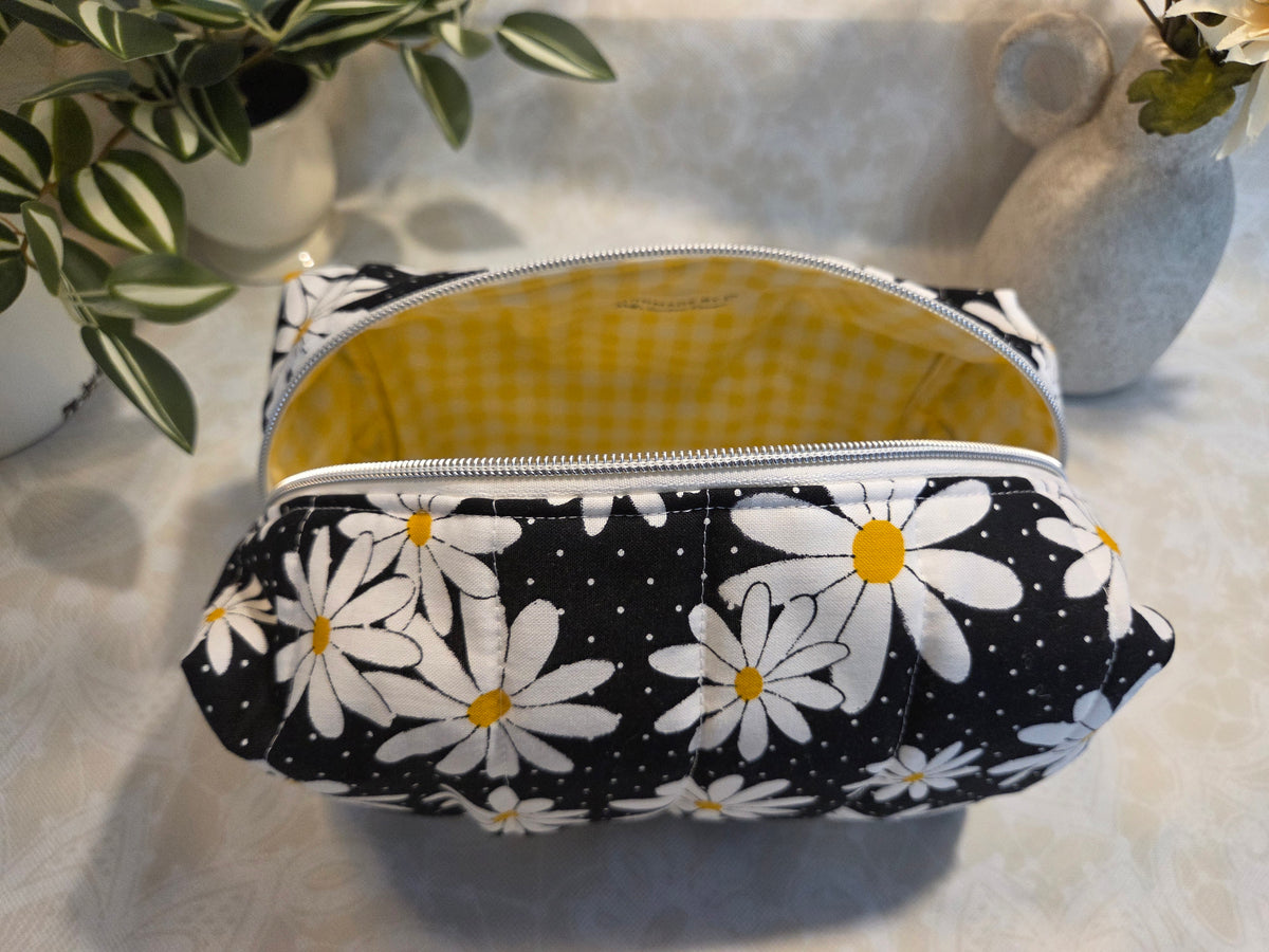 Daisies and Dots Large Makeup Bag