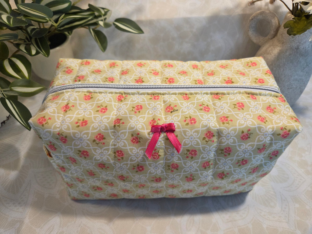 Green Memory Lane Large Makeup Bag