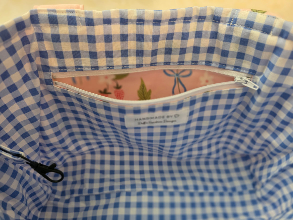 Berries and Bows Large Tote Bag