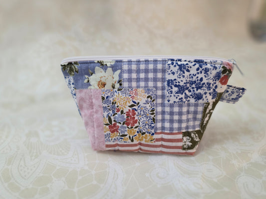 Garden Picnic Mini Makeup Bag