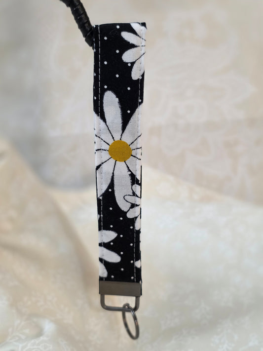 Daisies and Dots Wristlet